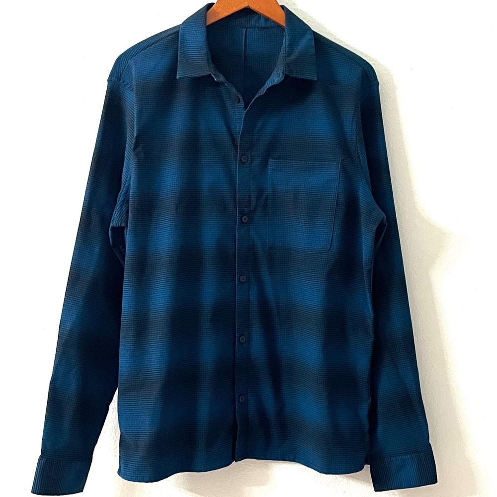 LIKE NEW Lululemon Commission Button up Plaid Flannel Shirt